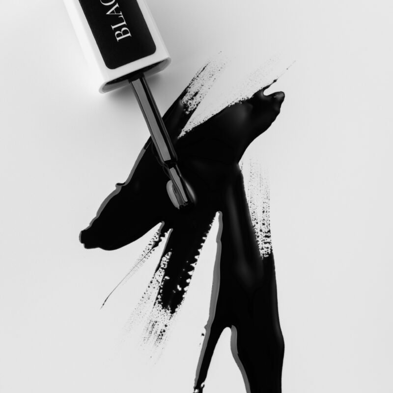 Gelinis lakas „Black” - Gallery