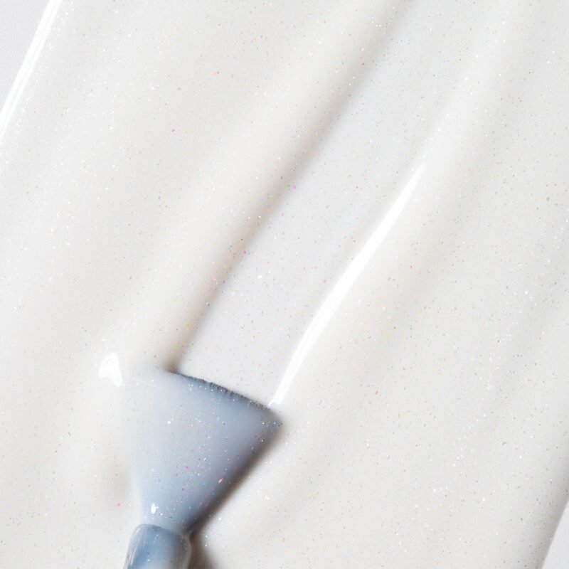 Gelinio lako pagrindas su spalva „Halo”