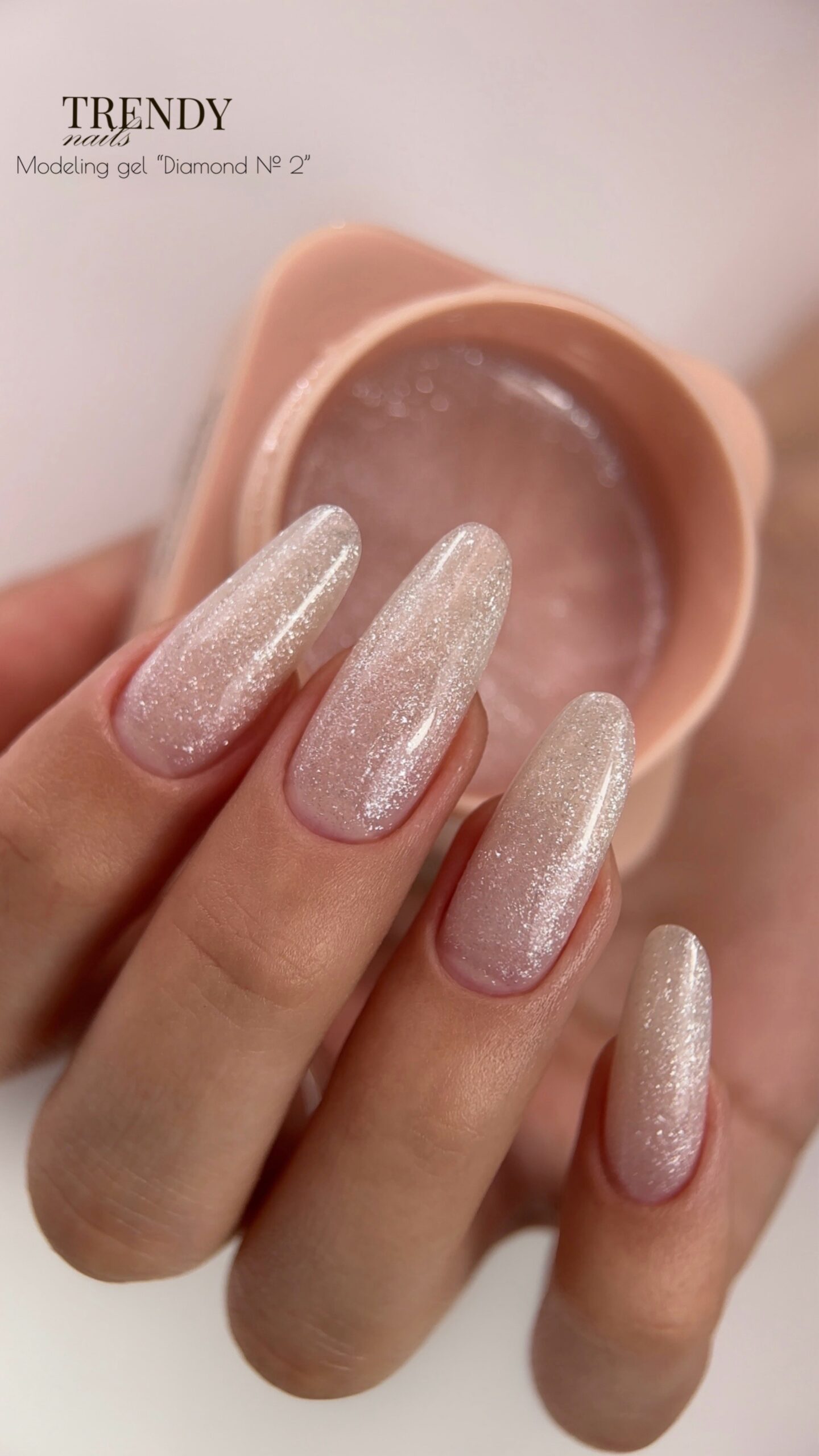 Modeliavimo gelis „Diamond 2” 30 ml - Gallery